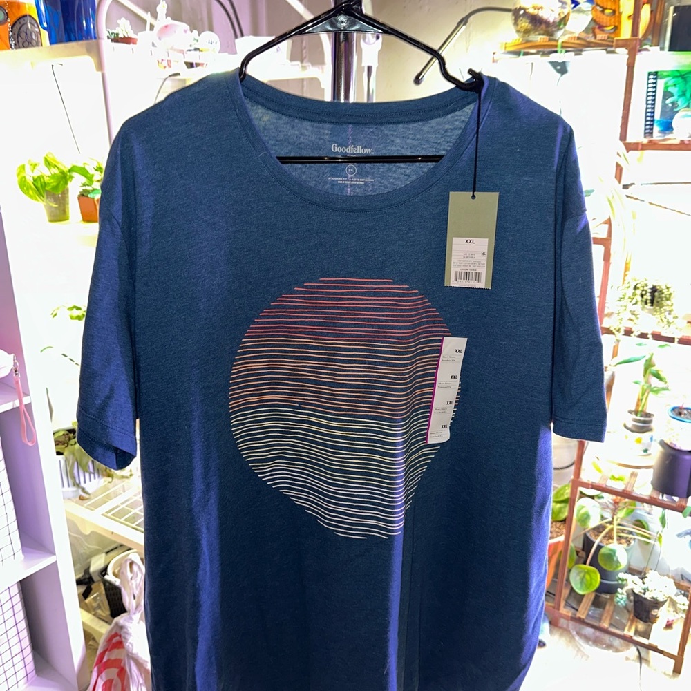 Blue Graphic T-Shirt with Circle Design
